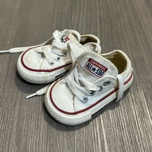 Converse baby